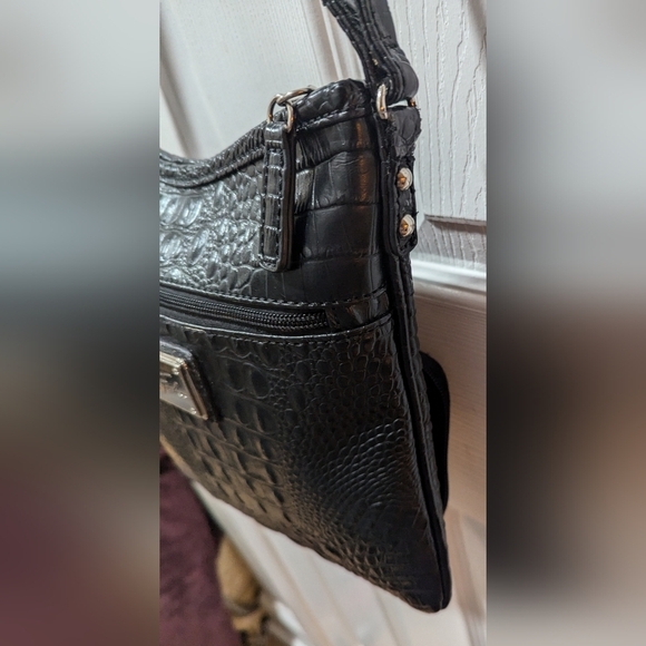 Marc Fisher Croc Embossed Crossbody Bag In Black - Picture 4 of 12